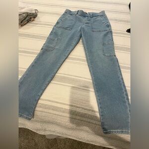 Women's Cargo Style Blue Jeans. Super soft. NWOT never worn.